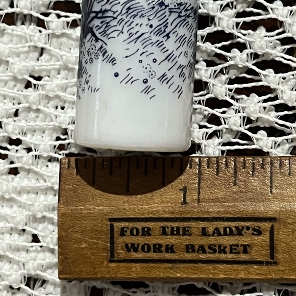 1970s EMPTY Reverie Eau De Parfume by Tuvache, Victorian scene - Picture 9 of 9